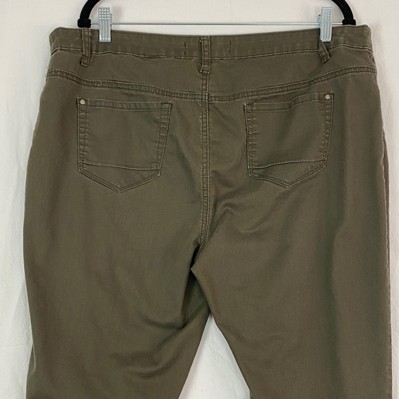Reitmans Jeans Olive Green Pants Size 18 - Picture 3 of 11